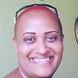 Meet your Posher, Suzanne